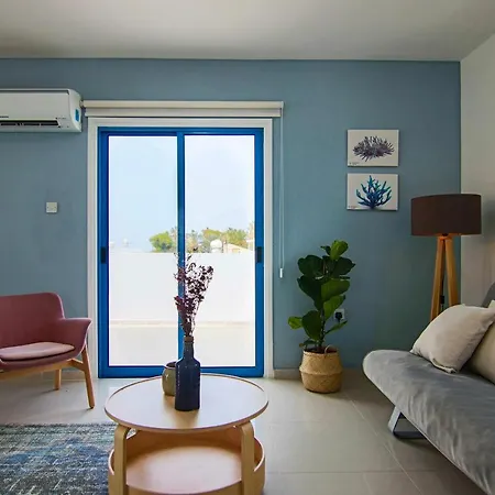 Phaedrus Living: Garden Ayios Therissos